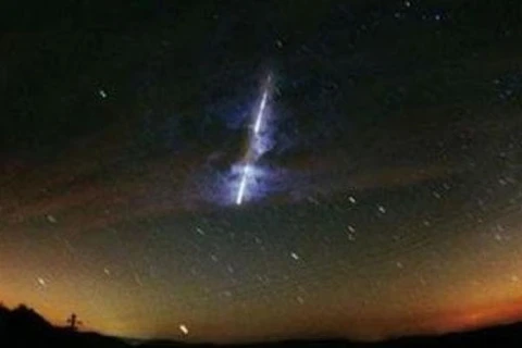 A meteor shower (Photo: policymic.com)