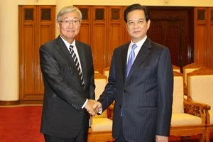 Prime Minister Nguyen Tan Dung and WHO Regional Director for the Western Pacific Shin Young-soo (Photo: VNA)