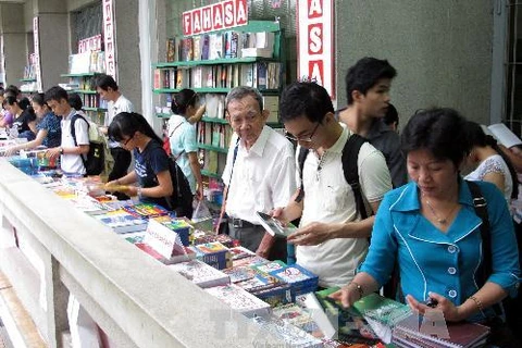 Readers at the Book Reading Festival 2013 in Ho Chi Minh City (Photo: VNA)