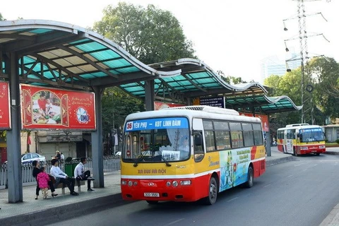A bus at the Long Bien station (Photo: VNA)