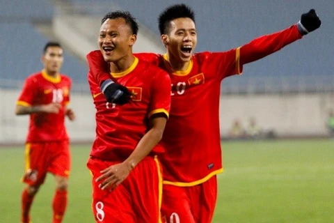 Vietnam’s football team remain atop the Southeast Asian region (Photo: VNA)