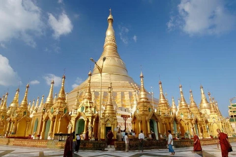 Visitors to Myanmar (Source:Lonelyplanet.com)