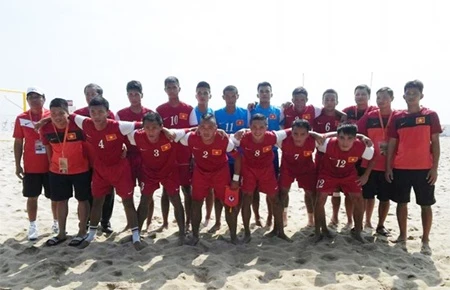 Vietnams beach football team will play Malaysia in the final of the ASEAN Football Federation Beach Football Championship (Photo: vff.org.vn)