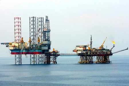 An oil-rig in the Bach Ho oilfield of Vietsovpetro, a joint venture between the PetroVietnam and Russia's JSC Zarubezhneft (Photo: VNA)