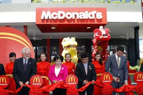 The launching ceremony of the first McDonald's outlet in Vietnam (Source: VNA)