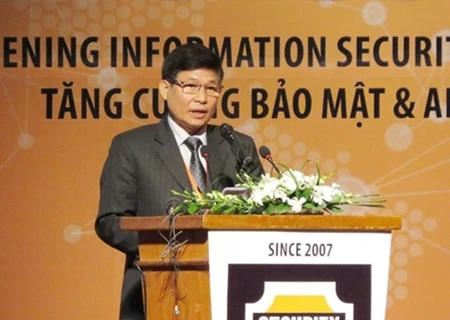 Colonel Nguyen Van Thinh, deputy head of the Department of Cyber Security under the Ministry of Public Security, warns various large-scale cyber spying attacks into computer systems in Vietnamese governmental agencies at the Security World 2015 on March 2