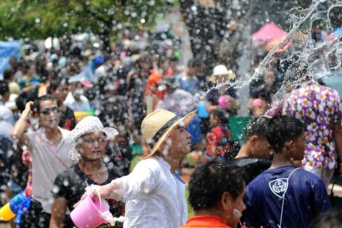 Poll: Thailand's 2015 Songkran livelier than last year 
