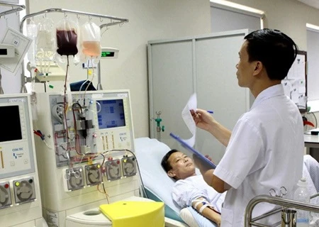 A patient received stem cell transplantation at the Hanoi-based Stem Cell Centre (Photo: VNA)