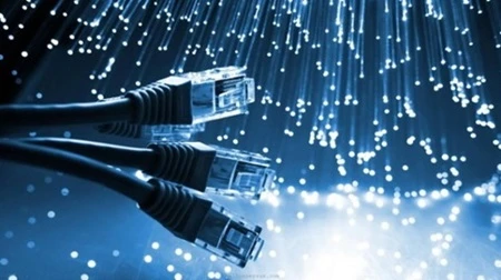 AAG submarine cable was cut again on April 23, slowing down Internet connectivity (Photo: infonet.vn)