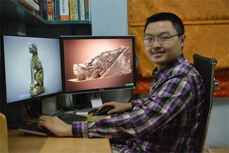 Unusual passion: Through his www.vr3d.vn website, people can flip through thousands of photos of the animals depicted in statues at pagodas and temples throughout northern and central regions (Photo: VNS/VNA)