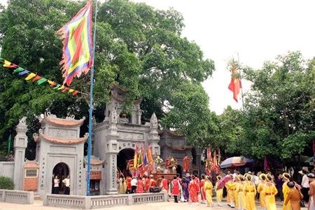A festival held at Den Mau (Mother Temple) in the historical complex of Pho Hien, Hung Yen province (Photo: hungyentv.vn)