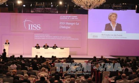 German Defence Minister Ursula von der Layen speaks at the 14th Shangri-La Dialogue in Singapore on May 31. (Photo: VNA)