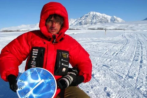 Italian photographer Luca Bracali in the Arctic (Photo: Luca Bracali)