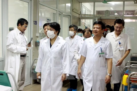 Health Minister Nguyen Thi Kim Tien (front, centre) inspects the National Hospital of Tropical Diseases (Source: VNA)