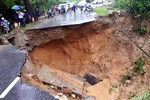Typhoon Kujira damaged the main road in Lai Chau. Photo: VNA