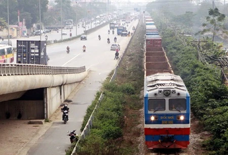 A goods train travels between Hai Phong and Ha Noi. This year the Government plans to equitise more than 20 railway firms in the country. (Photo: VNA/VNS)
