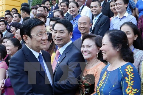 President Truong Tan Sang meets outstanding businesspeople (Source: VNA)