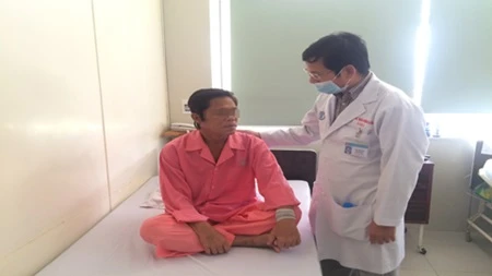 A patient was saved by kidney donated from a brain-dead patient. (Photo: kenh14.vn)