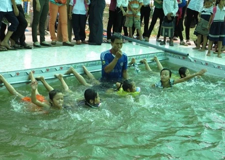 Students learn to swim as a life skill in Hai Phong city (Source: VNA)