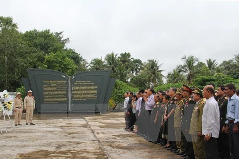 Homenajean a mártires vietnamitas caídos en Laos