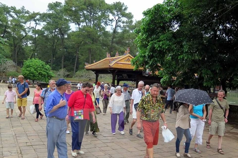 Turistas extranjeros en Hue (Fuente: VNA)