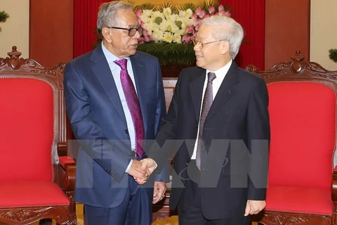 Dirigentes vietnamitas reciben al presidente bangladesí