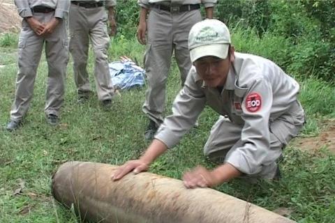 Desactivan bomba de 200 kilogramos en Quang Tri