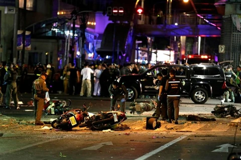 Escena de la explosión anoche en el centro de Bangkok (Fuente. AFP/ VNA)