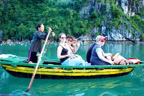 Crece 12 por ciento arribo de turistas a Vietnam en agosto