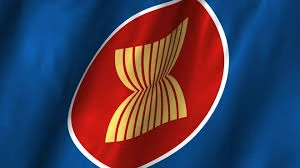  Izada bandera de ASEAN en Ucrania