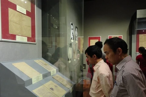 Exposición sobre la prensa revolucionaria vietnamita