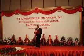 Solmene mitin en Laos en saludo al Día Nacional de Vietnam