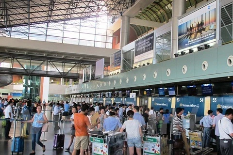 Aeropuerto internacional Tan Son Nhat recibe a viajero número 25 millones