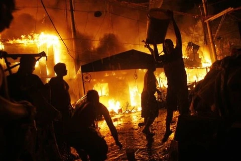 Filipinas: Casi mil casas destruidas por incendio en Manila