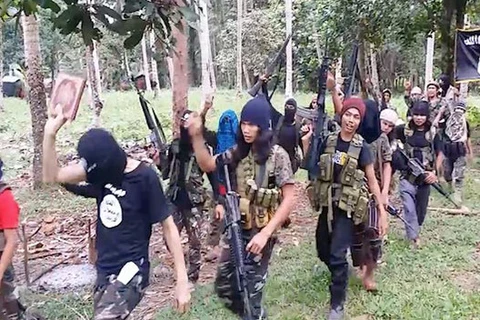 Extremistas proclaman su propio “estado islámico” en Filipinas