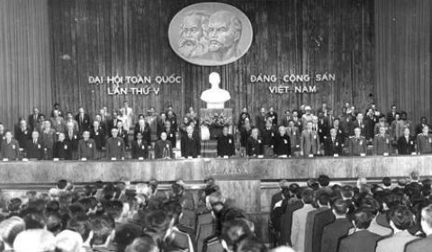 El quinto Congreso Nacional del Partido Comunista de Vietnam