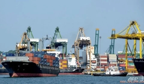 Exportaciones de Singapur a China registran menor crecimiento en siete años