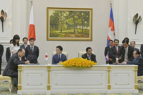 Un acuerdo al respecto fue firmado el jueves en Phnom Penh por el ministro de Economía y Finanzas de Camboya, Aun Porn Moniroth, y el presidente de JICA en este país indochino, Itsu Adachi. 