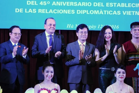 Ceremonia por aniversario 45 de las relaciones diplomáticas Vietnam – Chile