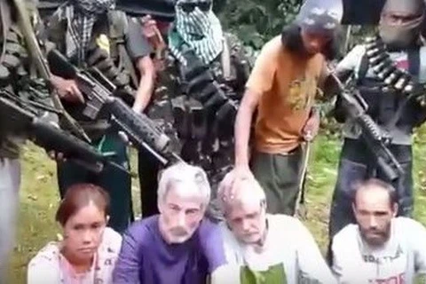 El grupo Abu Sayyaf secuestró cuatro turistas extranjeros el 21 de septiembre de 2015 en la isla Samai del archipiélago filipino (Fuente: calgarysun.com)