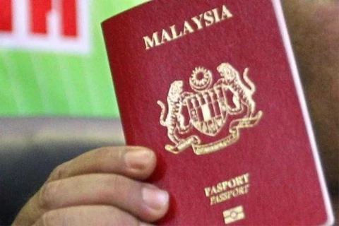 Malasia aniquila red clandestina de falsificación de pasaportes