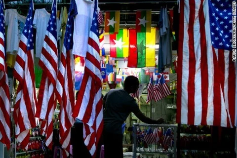 Estados Unidos levanta restricciones financieras contra Myanmar