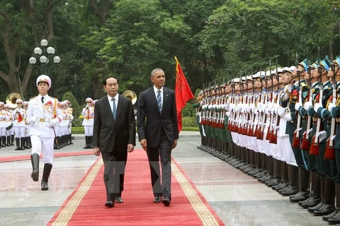 Primeras actividades de presidente Obama en Hanoi