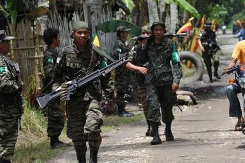 Gobierno filipino y grupo rebelde MILF acuerdan continuar proceso de paz