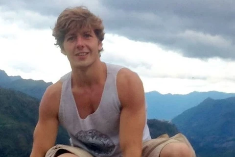 Encuentran cuerpo del turista británico desaparecido en montaña de Vietnam