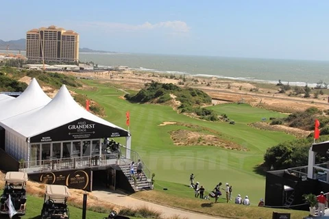 Organizarán torneo internacional de golf en Vietnam