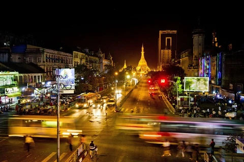 Myanmar establece Comité para desarrollo de transporte