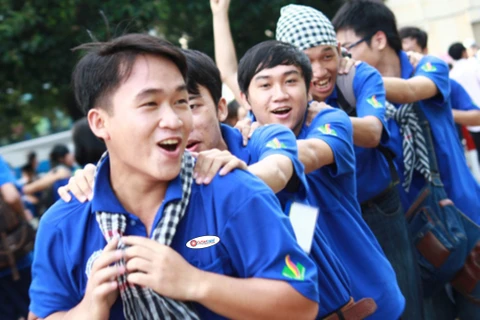 Ciudad Ho Chi Minh revisa campaña veraniega de voluntariado juvenil