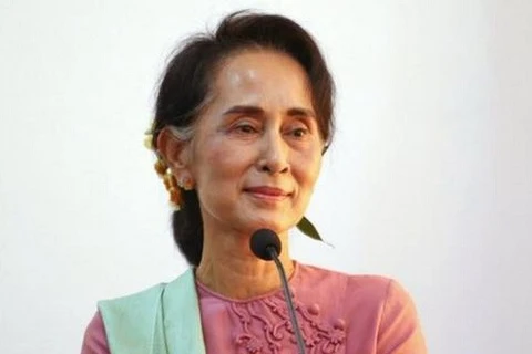 Asesora de Estado de Myanmar aboga por unidad nacional