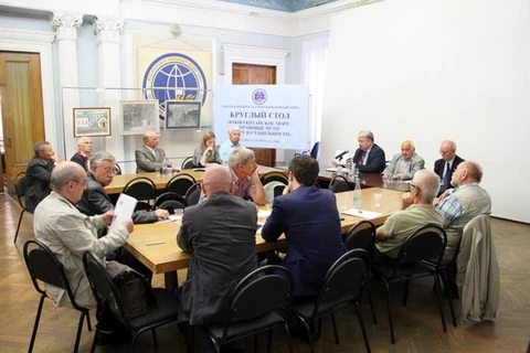 Expertos rusos estudian camino legal para paz y estabilidad en el Mar del Este